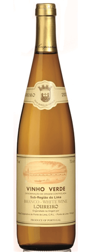Vinho Verde Ponte Lima Loureiro branco de 2024, garrafa com rótulo branco e detalhes verdes, produzido pela Adega de Ponte Lima.