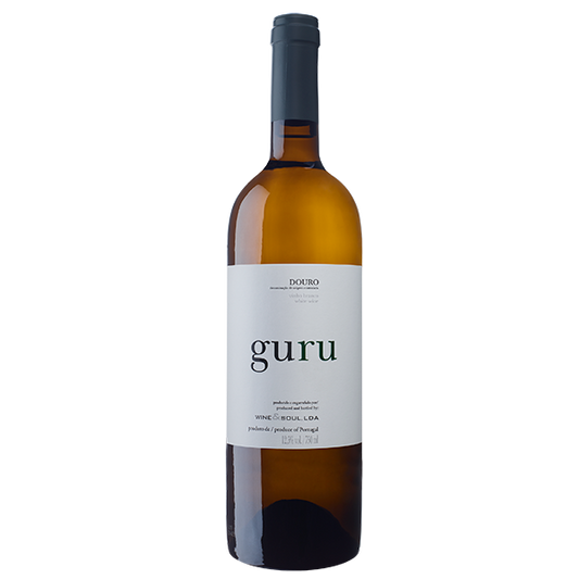 Vinho Guru da Wine and Soul, garrafa de vinho tinto com rótulo detalhado, em fundo neutro.