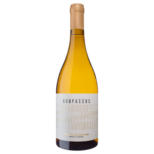 Vinho branco Kompassus Priv.Collection, garrafa elegante com rótulo branco, destaque para a coleção Priv da marca Kompassus