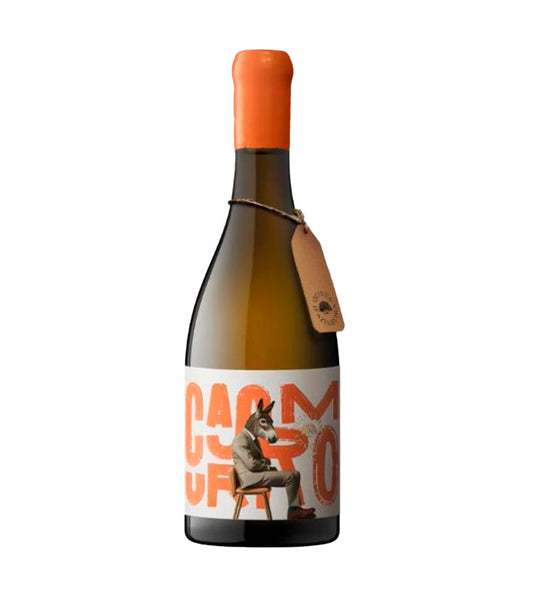 Vinho branco Casmurro Curtimenta da Quinta da Azinheira, garrafa de vidro com rótulo elegante, destaque para o rótulo na imagem