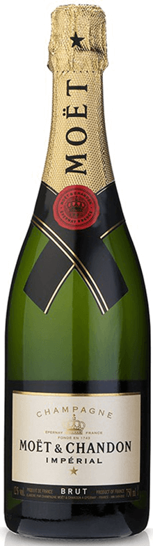 Taça de champagne Moët & Chandon Imperial Brut com garrafa de champagne Moët & Chandon ao fundo.