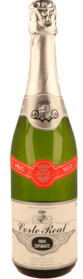 Espumante Corte Real Meio Seco, garrafa de espumante com rótulo elegante, ideal para celebrações e momentos especiais