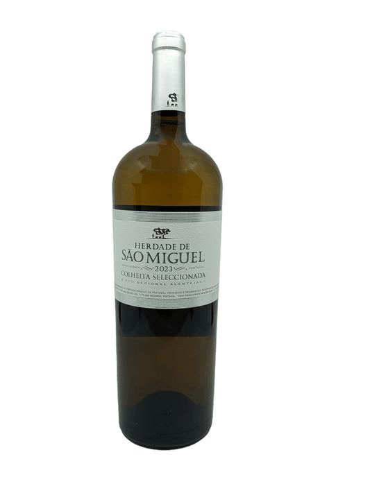 Vinho branco Herdade São Miguel Magnum da Casa Relvas, grande formato, colheita selecionada 2023, na garrafa com rótulo.