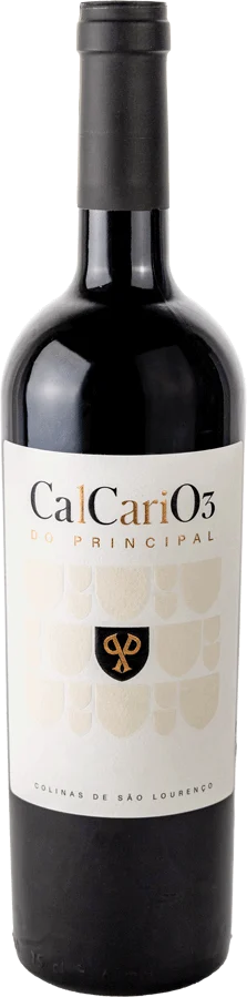 Taça de vinho tinto Principal Calcário Tinto, garrafa de vinho principal, rótulo do vinho calcário tinto 2018.