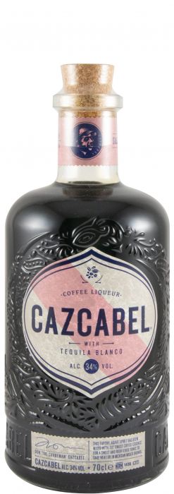 Licor Cazcabel Coffee, garrafa de licor de café com rótulo visível e tampa, destaque para a embalagem do produto.