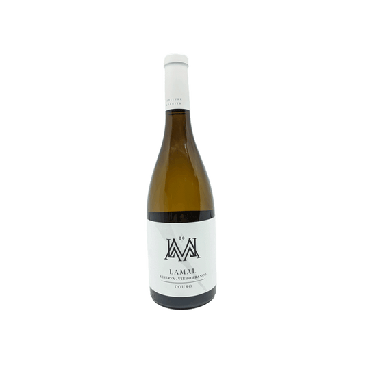 Taça de vinho branco Quinta do Lamal Reserva Branco, garrafa de vinho branco de 2020, destaque na imagem.