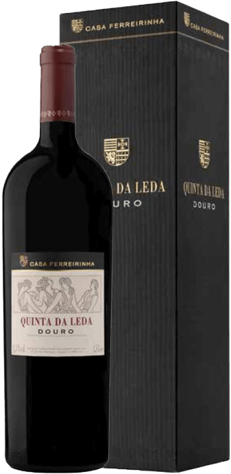 Taça de vinho Quinta da Leda Magnum Sogrape, grande formato de garrafa de tinto 2021, com rótulo elegante e rótulo visível