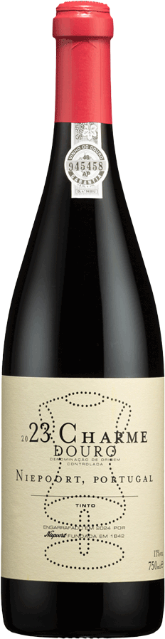 Vinho tinto Charme 2024 da Niepoort, garrafa de vinho envelhecido em taça de vidro transparente.