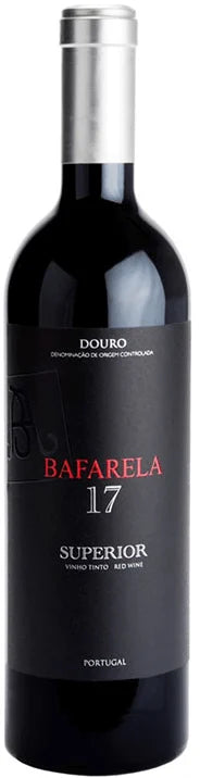 Vinho tinto Bafarela 17 Superior 2024 da Brites Aguiar, garrafa de vinho com rótulo elegante, foco na embalagem do produto.