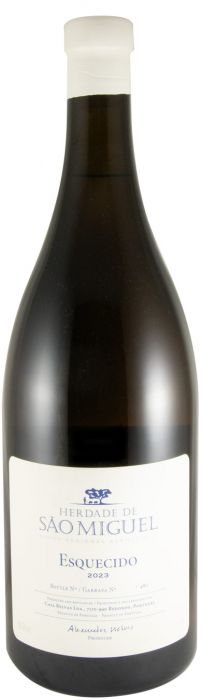 Garrafa de vinho Herdade S. Miguel Esquecido em grande formato de 3 litros, destaque para rótulo e embalagem do produto.
