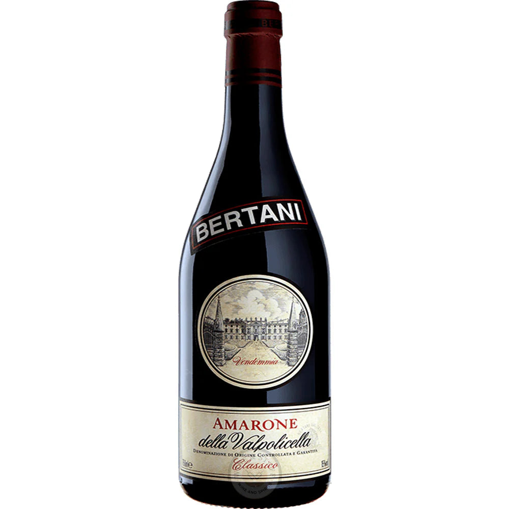 Taça de vinho tinto Bertani Amarone della Valpolicella 2015, garrafa de vinho do mundo, rótulo elegante e riquíssimo.