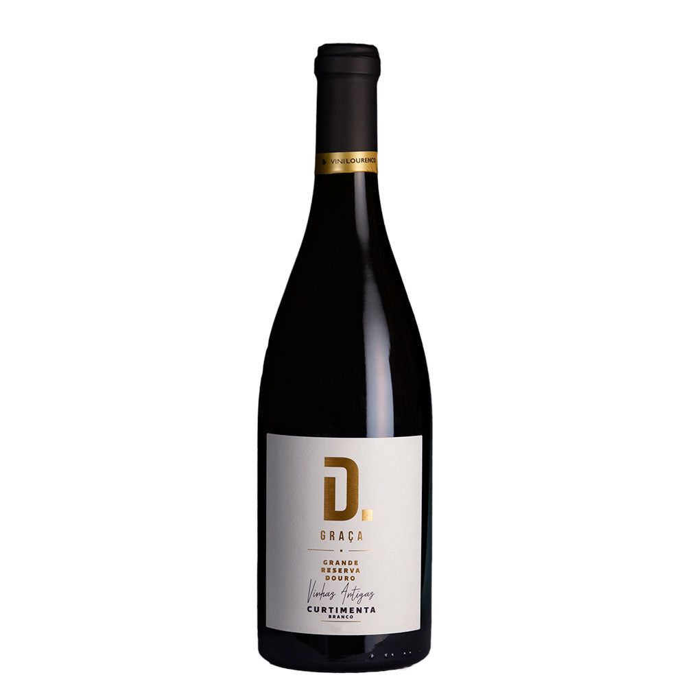 Vinho Dona Graca Grande Reserva Curtimenta da Vini Lourenço com garrafa de vinho branco e rótulo detalhado.