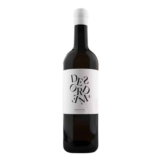 Vinho branco Desordem Branco Niepoort 2012 na garrafa, destaque para rótulo elegante e detalhes da embalagem.
