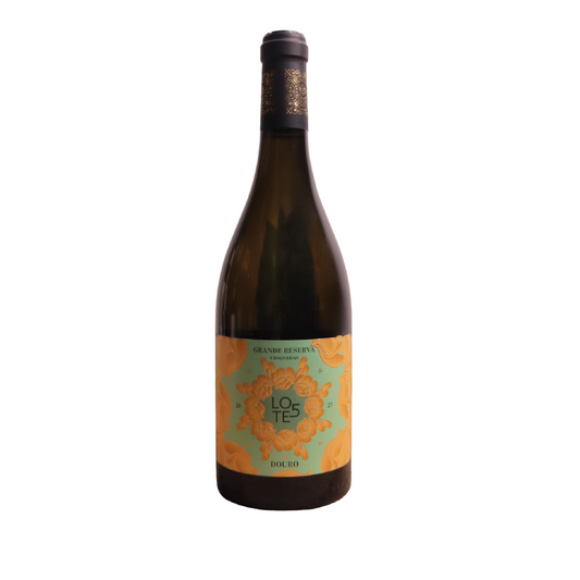 Lote 5 Grande Reserva Branco da Quinta das Chaquedas, garrafas de vinho branco com rótulo elegante e detalhes na embalagem