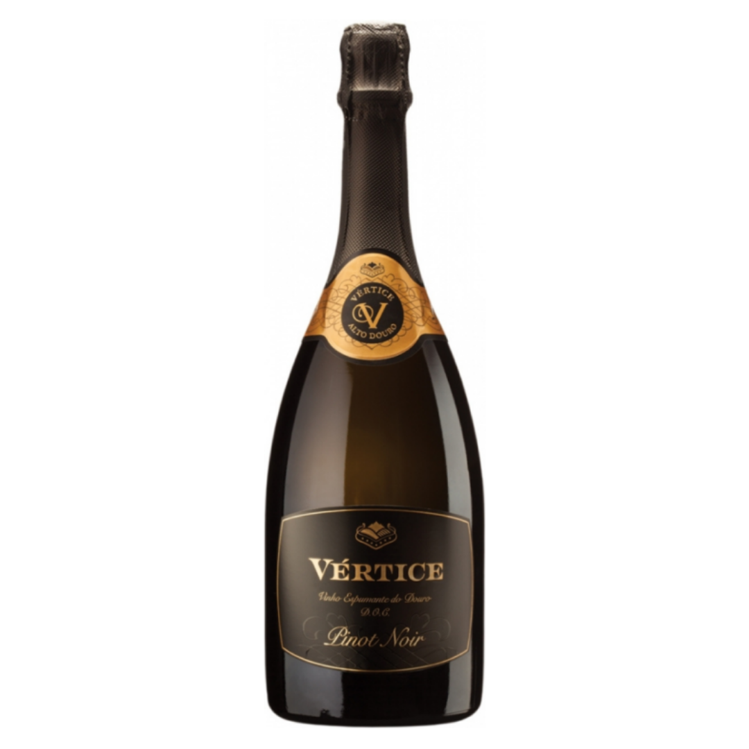 Espumante Vértice Pinot Noir na garrafa, com destaque na etiqueta e líquido dourado, ideal para celebrações.