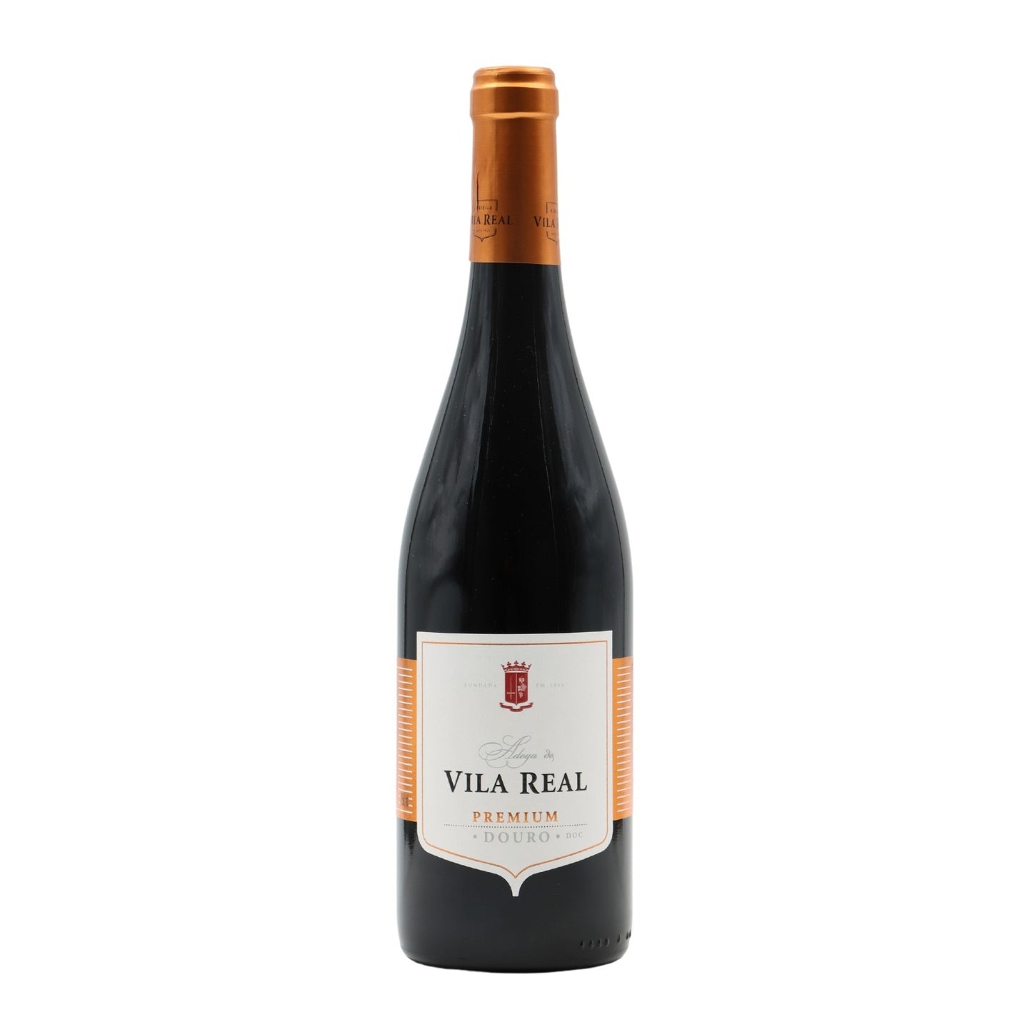 Taça de vinho tinto Vila Real Premium da Adega Cooperativa de Vila Real, garrafa de vinho tinto 2022.