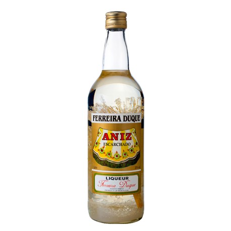 Licor Ferreira Duque Anis com cristais de açúcar, embalagem elegante, destaque para o líquido dourado e detalhes decorativos.
