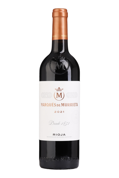 Taça de vinho tinto Marques de Murrieta Reserva 2021, copo cheio do vinho tinto espanhol com rótulo na frente.
