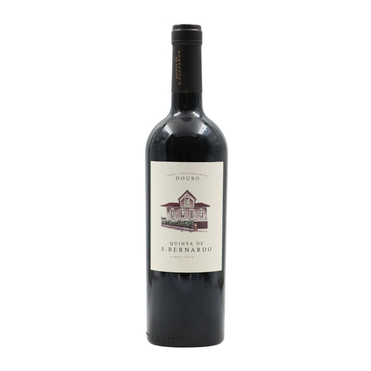 Vinho tinto Quinta de São Bernardo 2019 com garrafa elegante, rótulo tradicional e destaque na imagem.