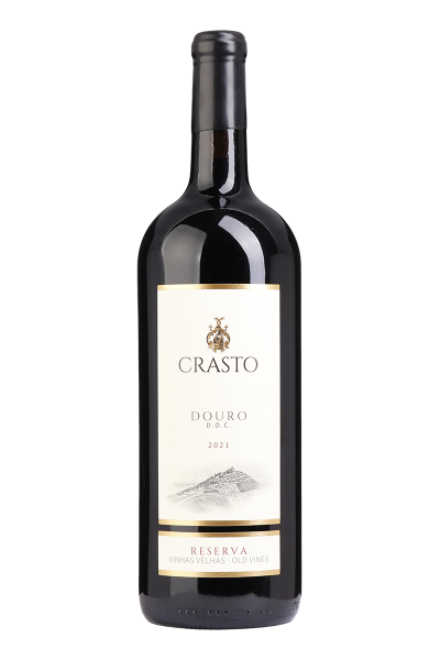 Vinho tinto Quinta do Crasto Vinhas Velhas Reserva 2021, garrafa de 1,5L, destaque na frente da embalagem.
